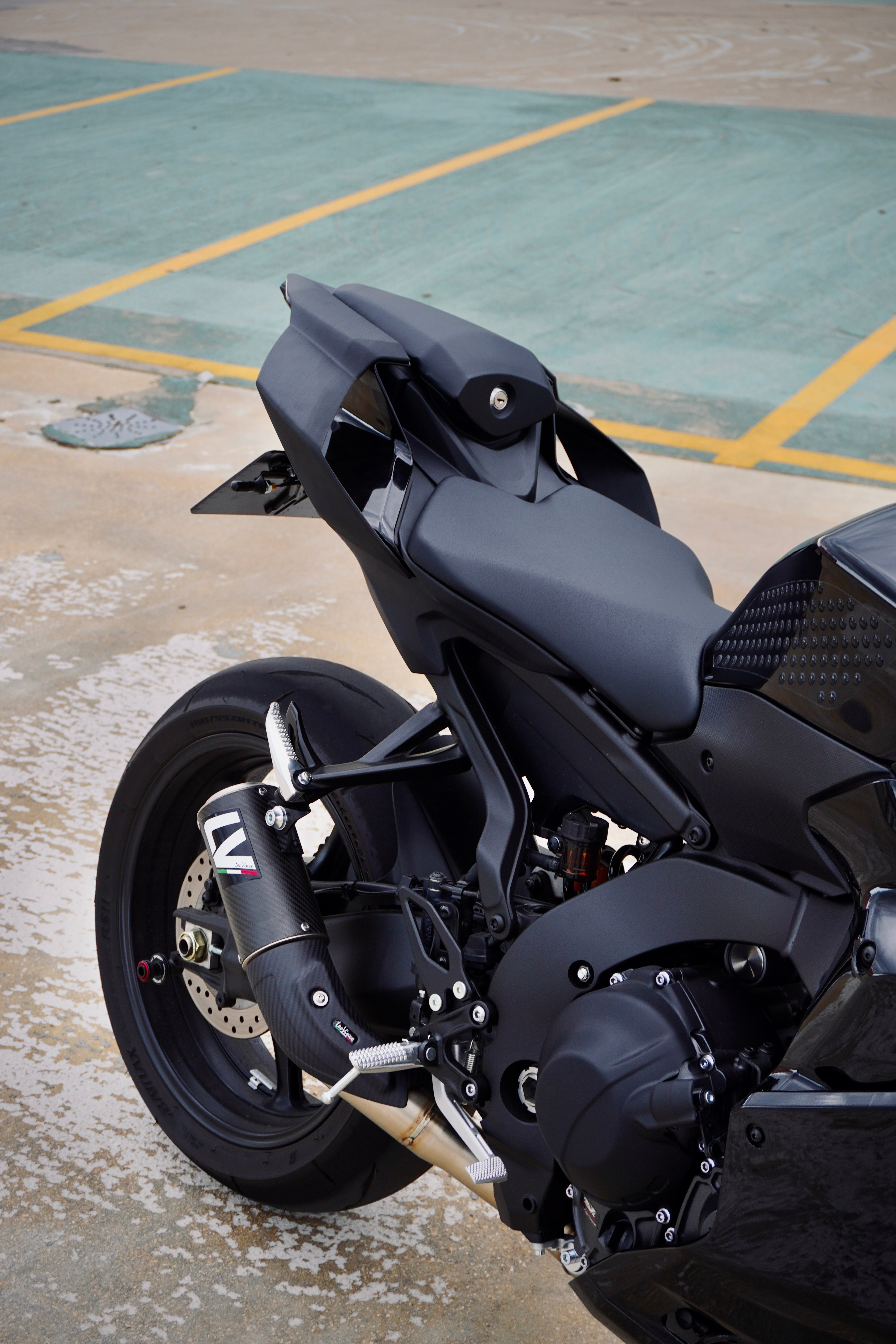 Coprisella posteriore - Yamaha R9
