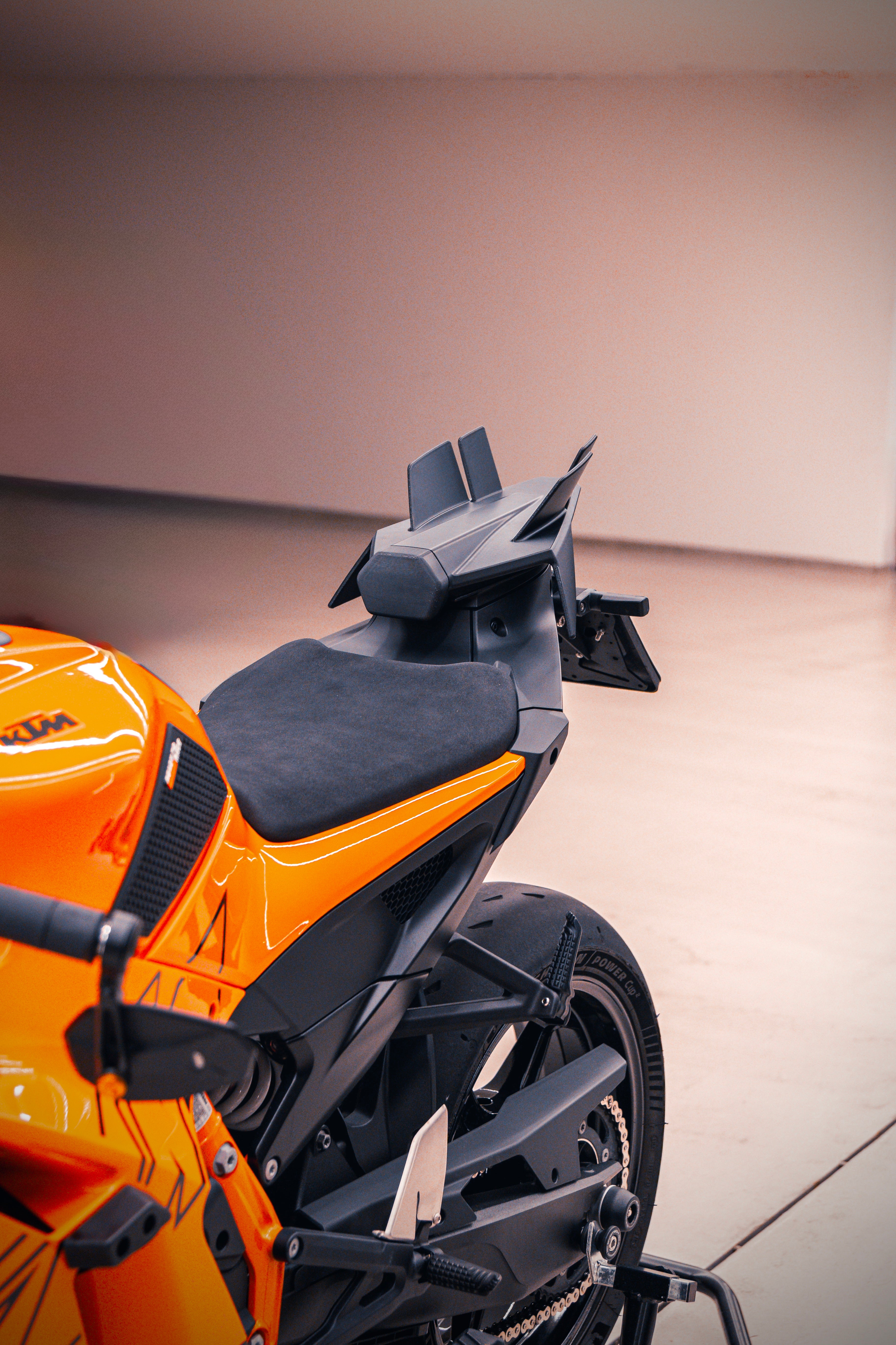Coprisella posteriore - KTM RC 990 R