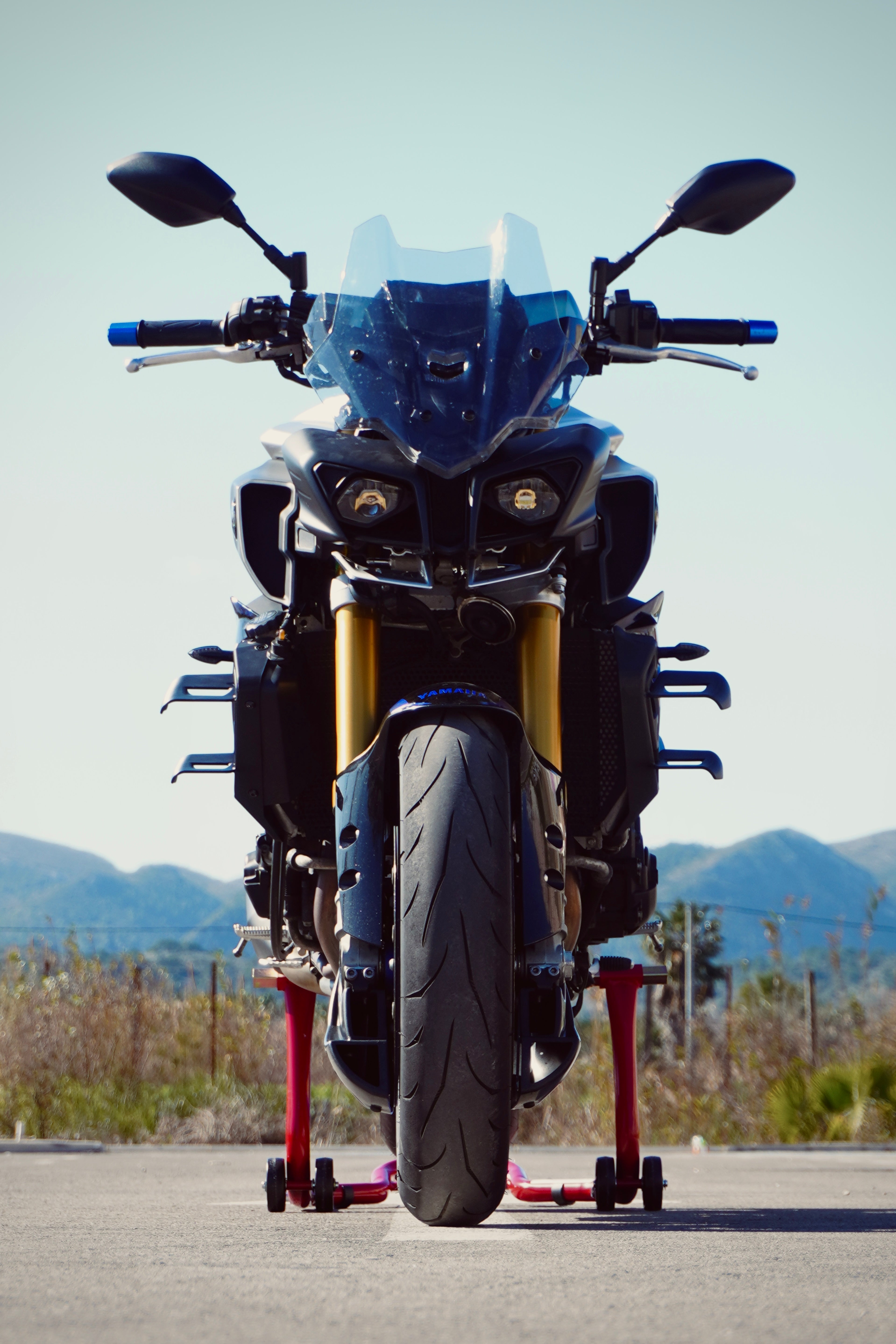 Ali Doppio - Yamaha MT10 V1