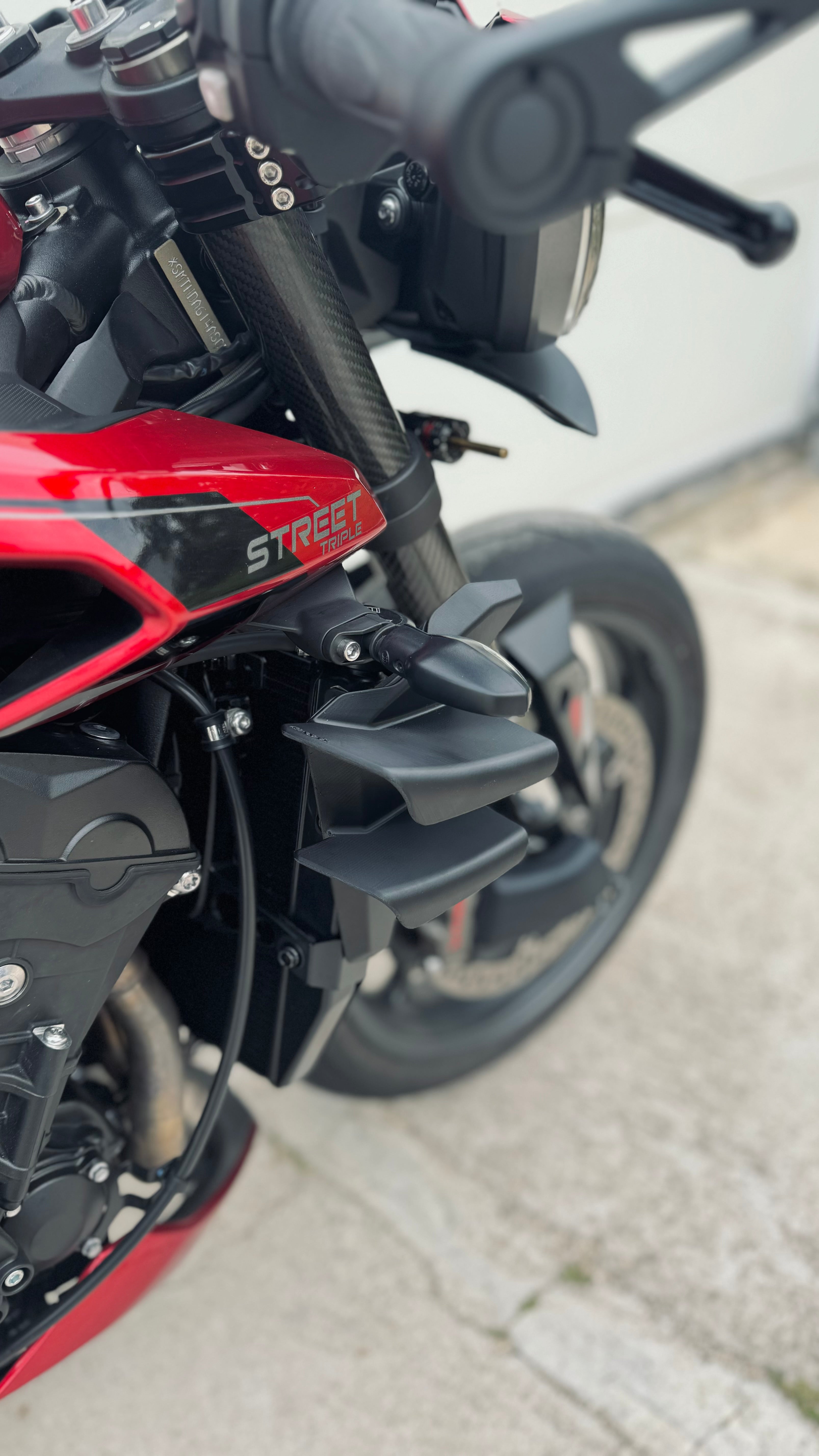 Ali Doppio - Triumph Street Triple 765 2023+