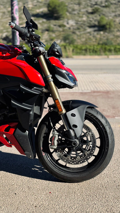 Ali Doppio - Ducati Streetfighter V2 2025