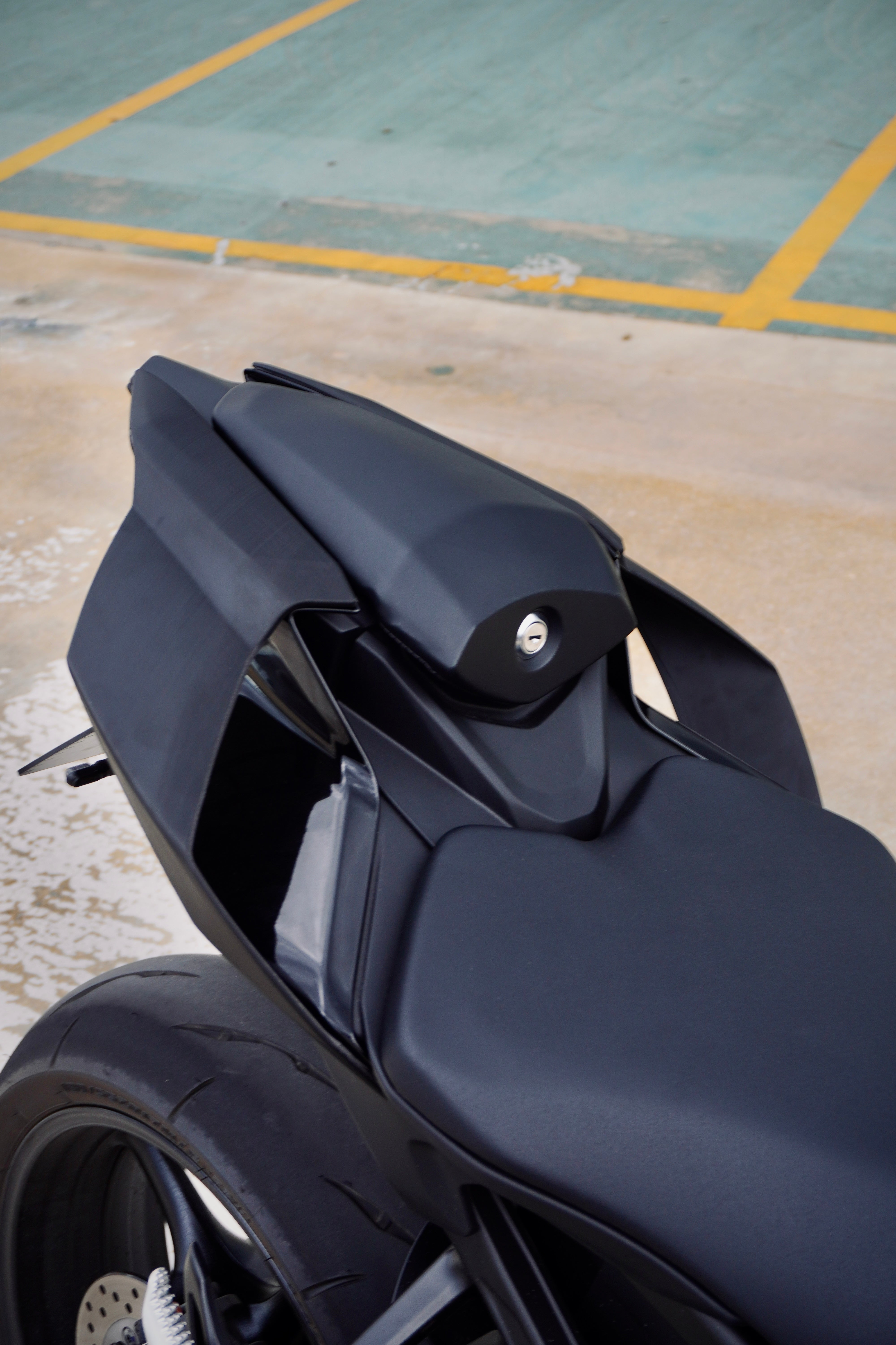 Coprisella posteriore - Yamaha R9