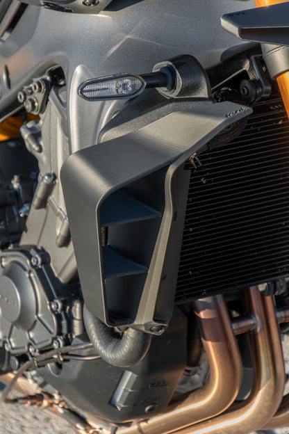 Ali laterali - Yamaha MT09 2024