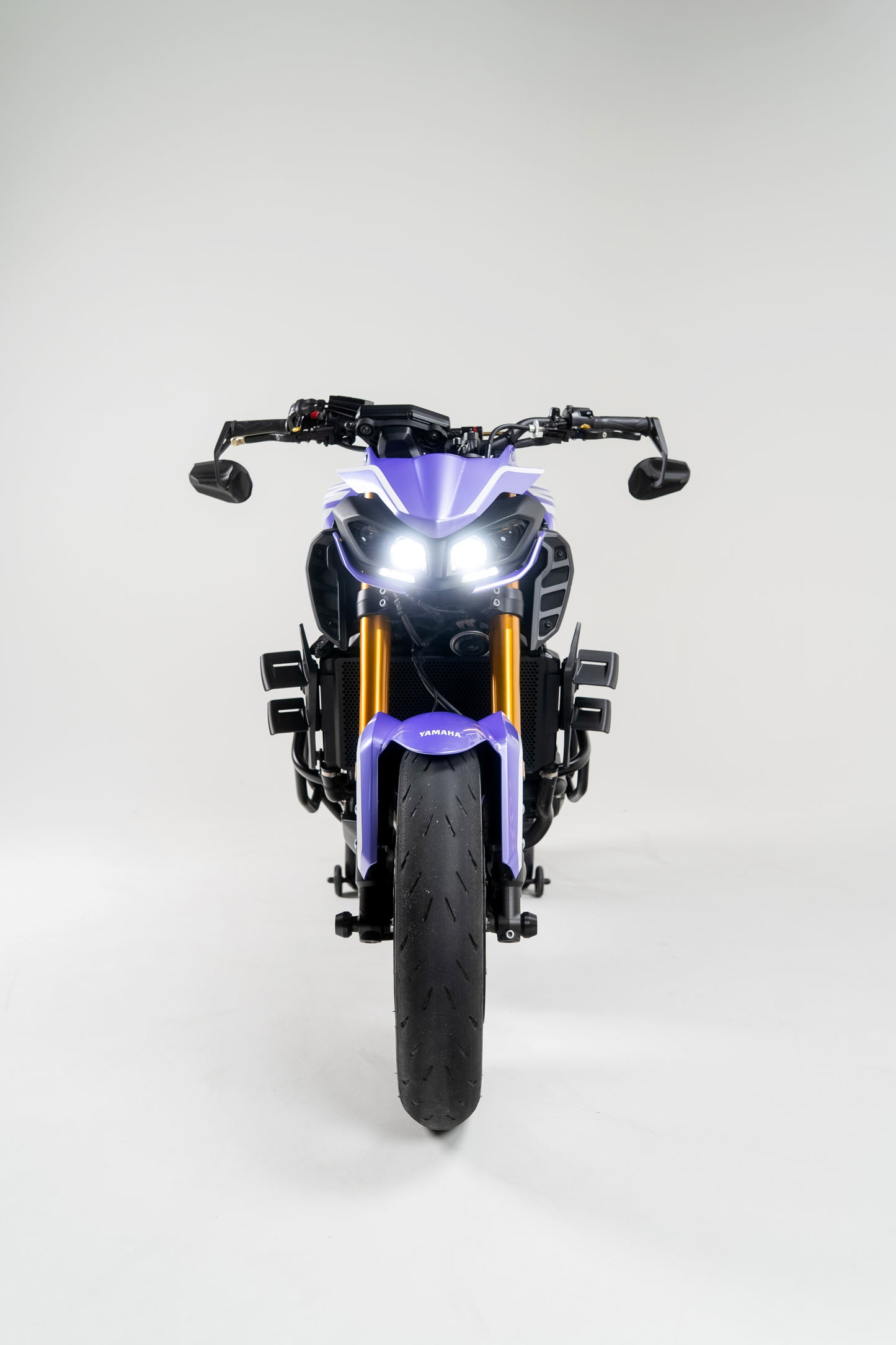 Ali laterali - Yamaha MT09 V2