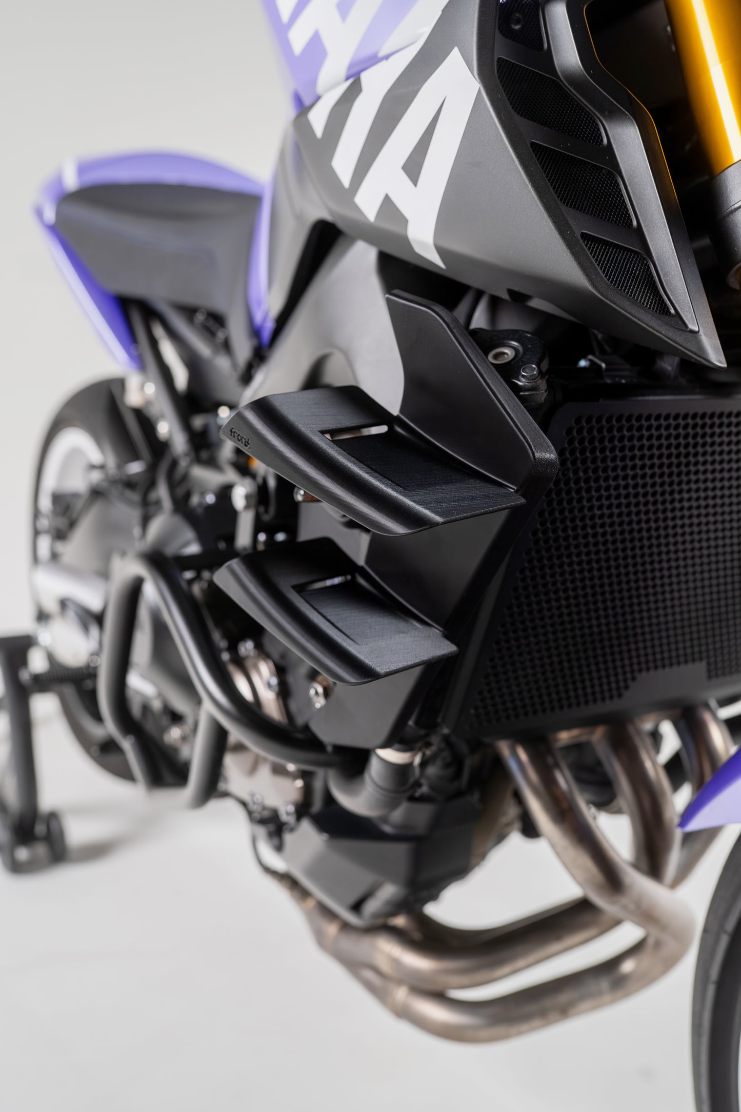 Ali laterali - Yamaha MT09 V2