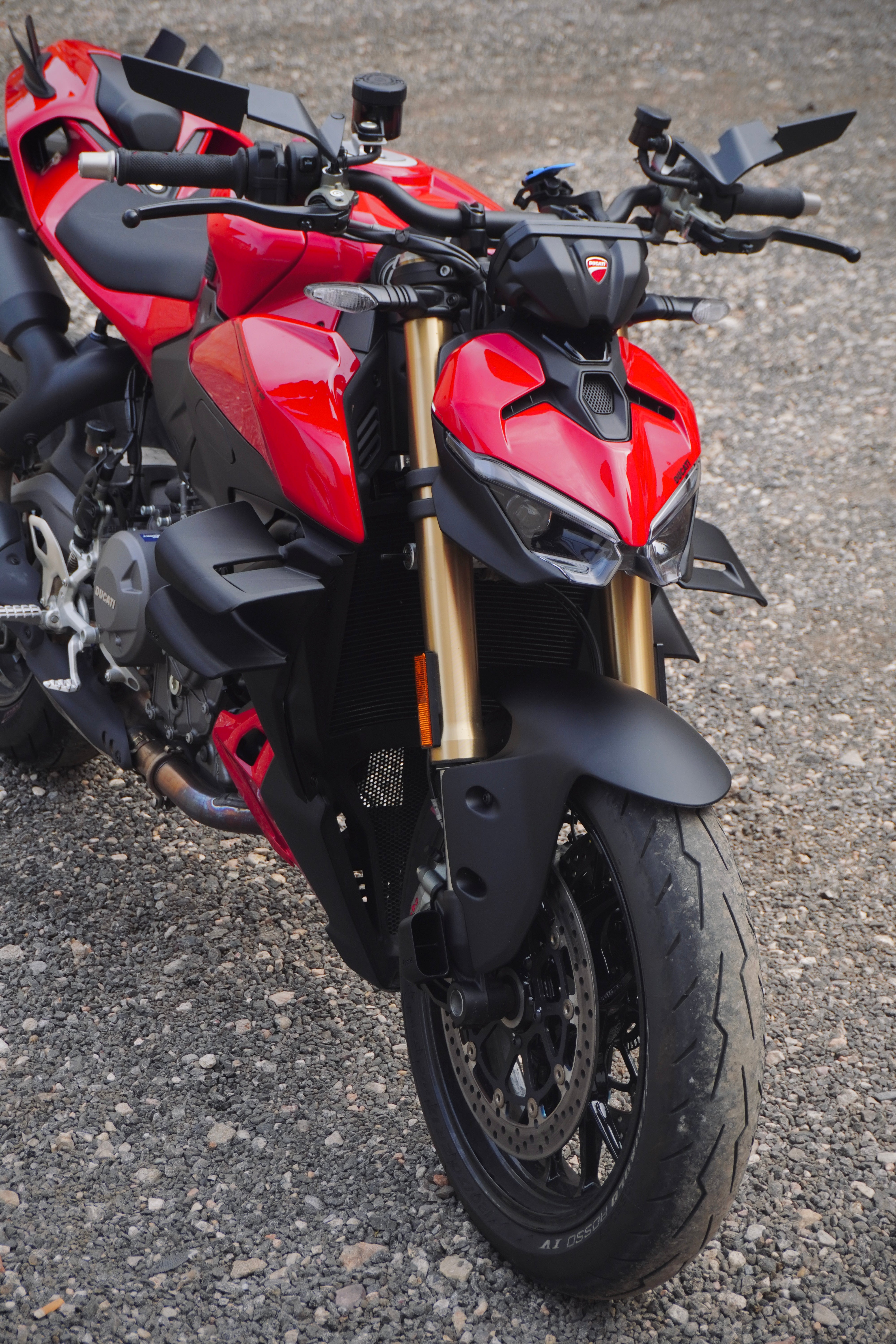 Ali Doppio 2.0 - Ducati Streetfighter V2 2025