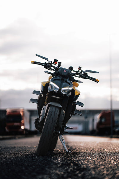 Ali Doppio - Ducati Streetfighter V2 2025