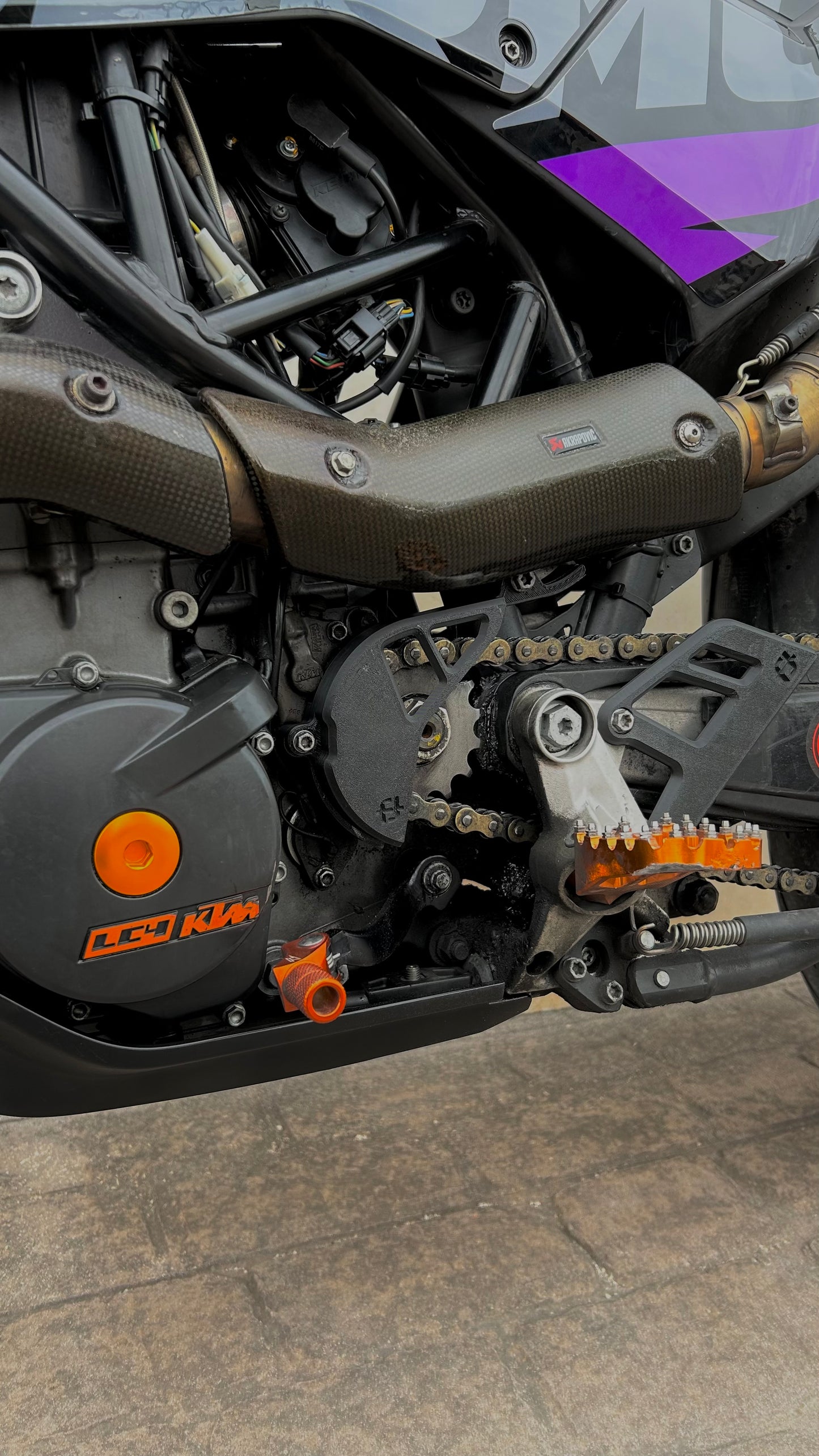 Protezione corona - KTM 690/Husqvarna 701 /Gasgas 700